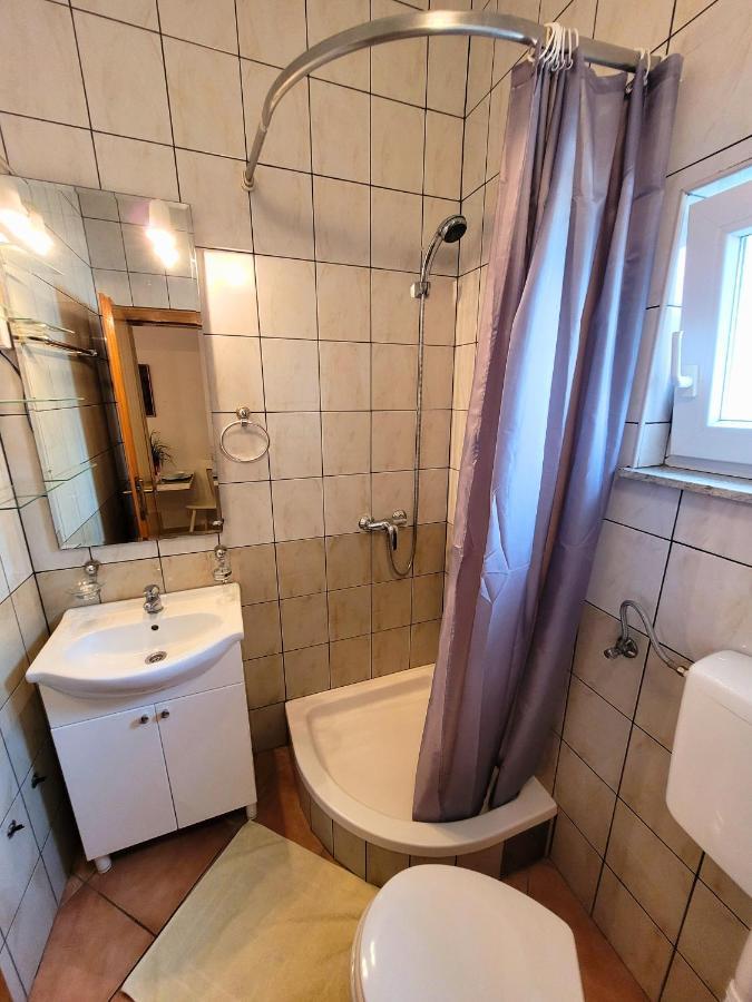 Apartment Jelena Vir Buitenkant foto