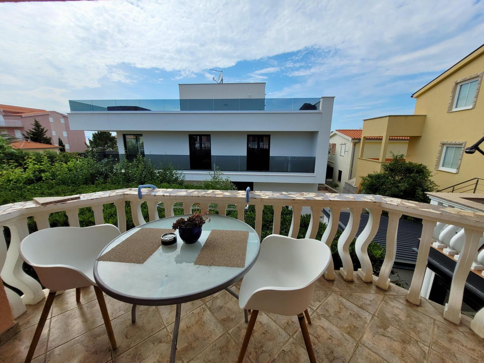 Apartment Jelena Vir Buitenkant foto